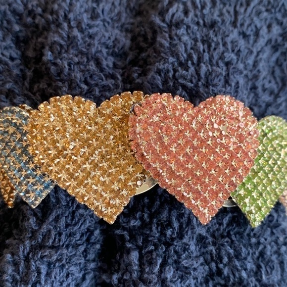Multi-colored Heart Shaped Bracelet - Picture 9 of 10
